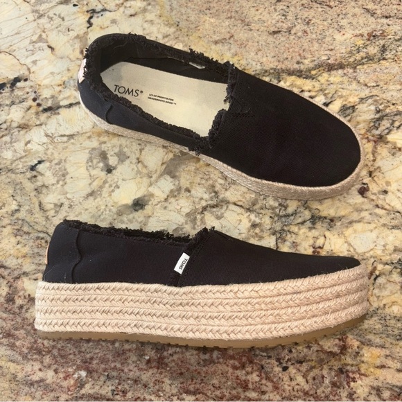 Toms Black Espadrille Platform Slip-Ons - Picture 1 of 10
